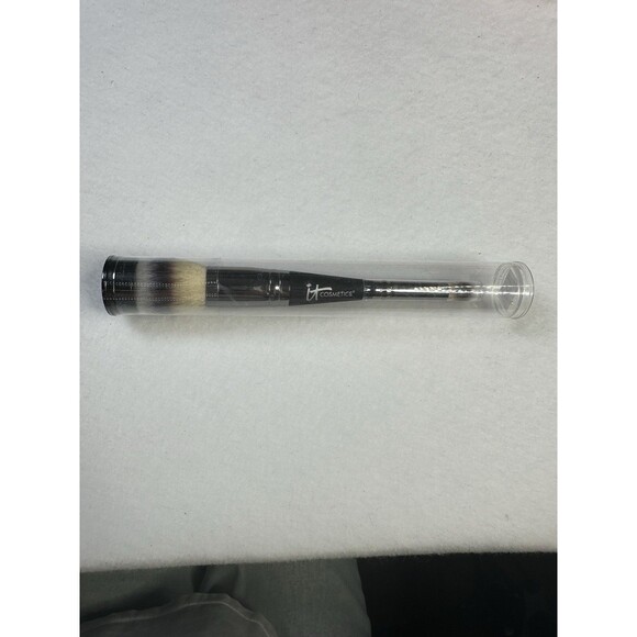 IT COSMETICS ~ No 7 DUAL HEAVENLY LUXE COMPLEXION PERFECTION BRUSH NEW - Picture 1 of 5